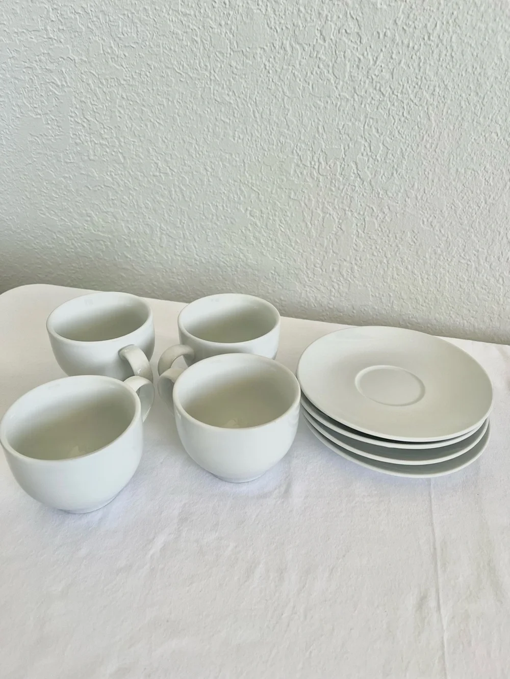 Pottery Barn Great White Cups/Saucers